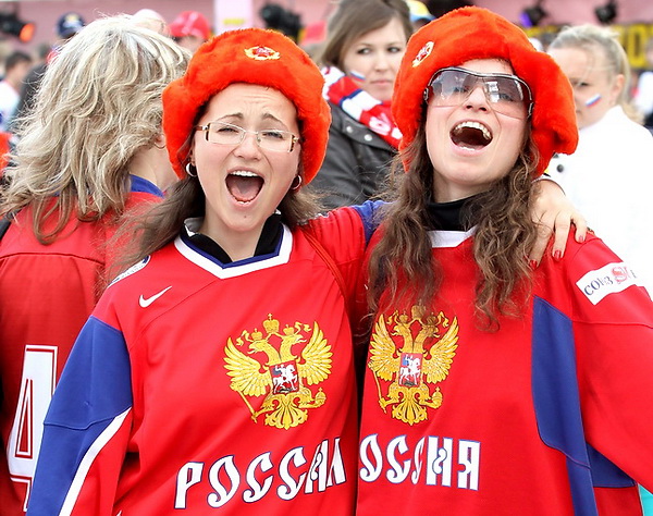 Чемпионат Мира по хоккею 2012. Россия-Дания. Болельщицы.