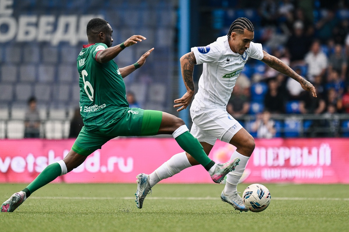 «Оренбург» (Оренбург) – «Рубин» (Казань) 2:2 (0:2, 2:0). МИР Российская Премьер-Лига 7-й тур.